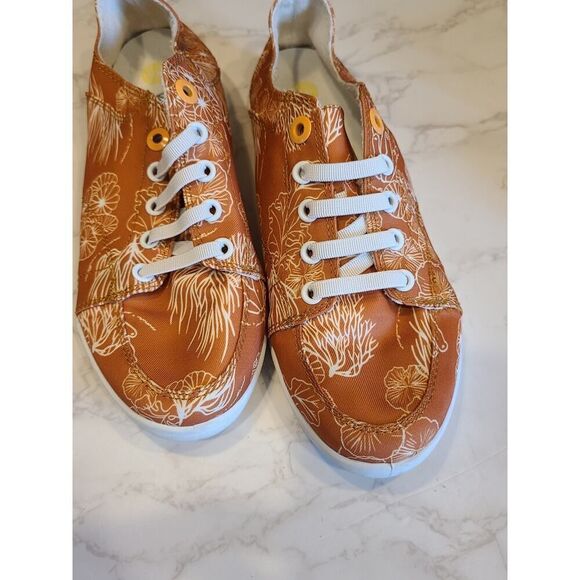 Vionic Pismo Lace-Up Shoes, Starfish Coral Print White Rubber Sole Beachy | 7 - Picture 9 of 12